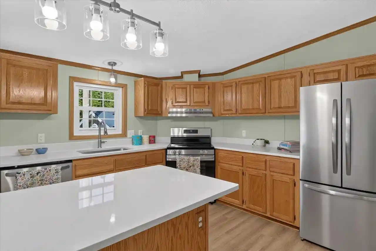 Photo 4 of Single family home for sale at W2506 Circle Dr, Watertown, WI 53094 | MLS# 2033639 | Listing updated on 2026-10-02