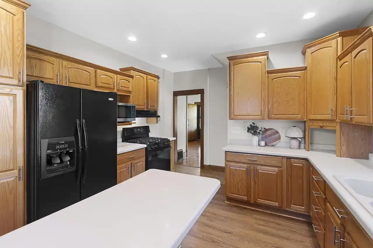 Photo 3 of Single family home for sale at 2500 E Newberry St, Appleton, WI 54915 | MLS# 50333431 | Listing updated on 2026-10-04