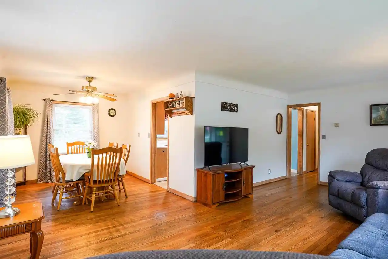 Photo 3 of Sale Pending at 2176 Weston St, La Crosse, WI 54601 | MLS# 1982574 | Listing updated on 2026-10-07