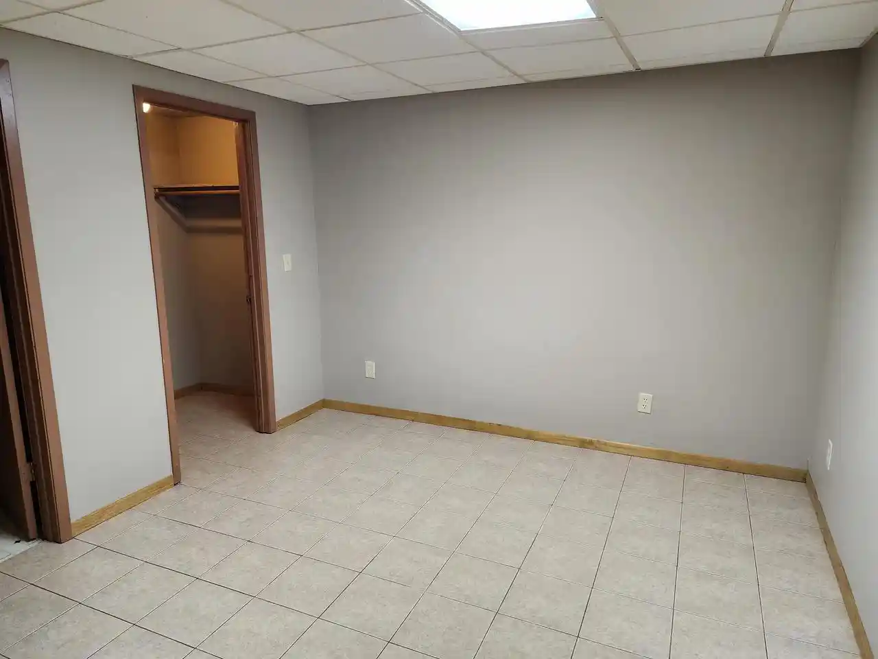 Photo 4 of Single family home for sale at N2555 Woodland Cir, Waupaca, WI 54981 | MLS# 50333436 | Listing updated on 2026-09-29
