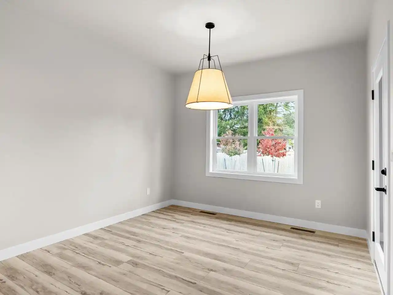 Photo 4 of Condo for sale at 1915 Paul Rd, Manitowoc, WI 54220 | MLS# 1982584 | Listing updated on 2026-10-01