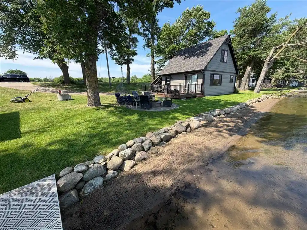 Photo 4 of Single family home for sale at 1160 County Rd H, New Richmond, WI 54017 | MLS# 7152163 | Listing updated on 2026-09-30