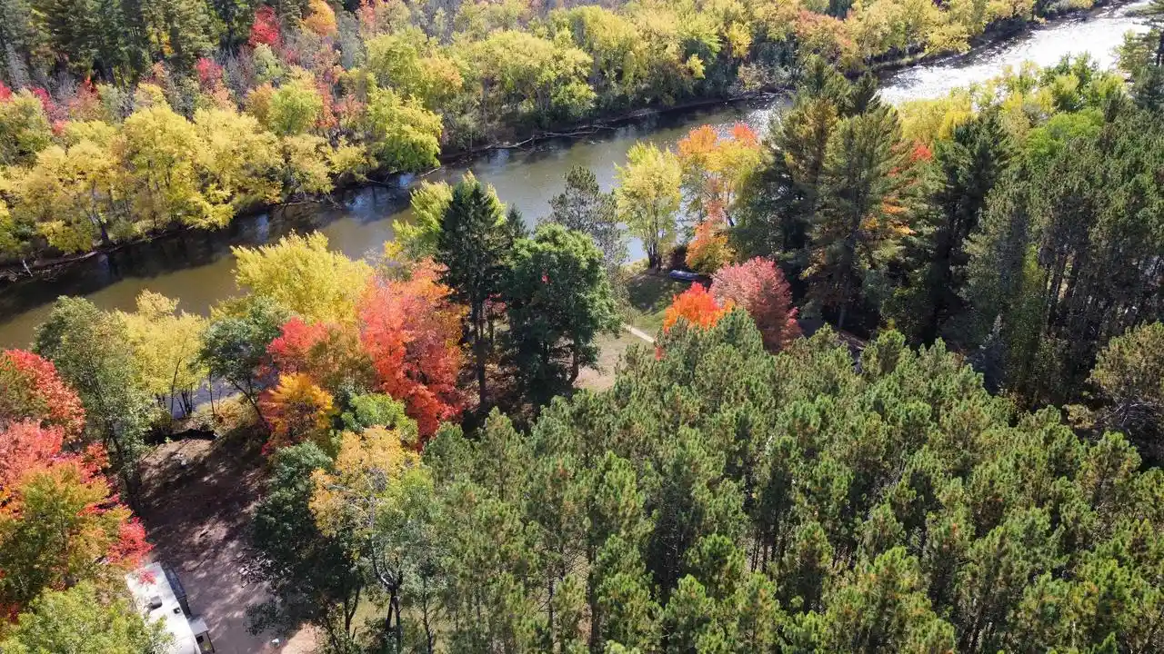 Photo 4 of Sale Pending at 7449 Wolf Rd, Lake Tomahawk, WI 54539 | MLS# 2033651 | Listing updated on 2026-10-06