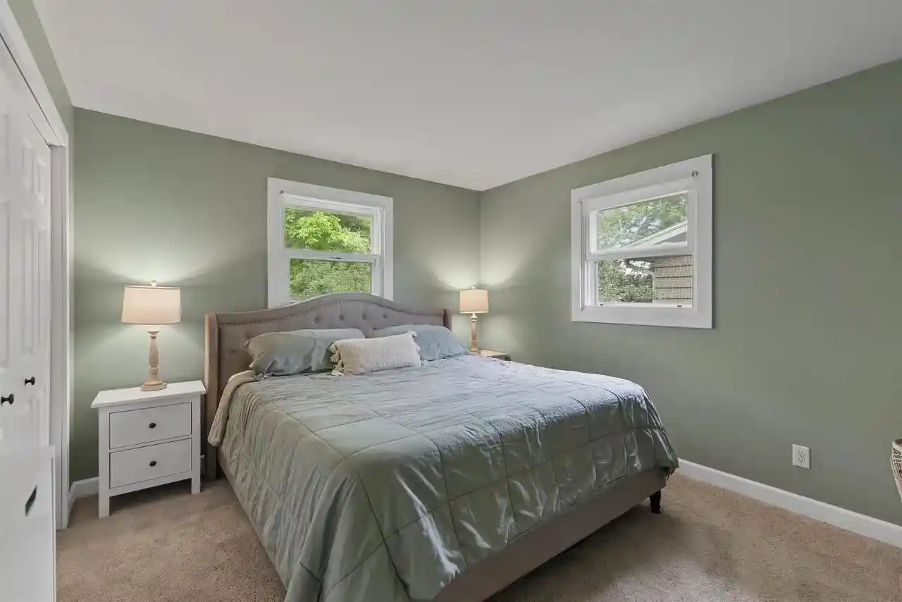 Photo 4 of Single family home for sale at 810 Suffolk Dr, Janesville, WI 53546 | MLS# 2033653 | Listing updated on 2026-10-09
