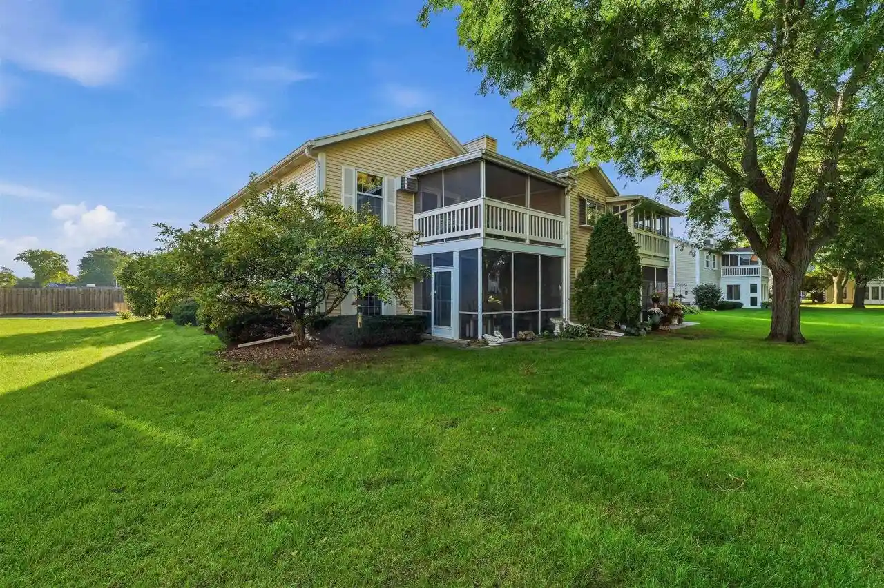 Photo 1 of Condo for sale at 2362 Wisconsin St, Oshkosh, WI 54901 | MLS# 50333434 | Listing updated on 2026-10-08