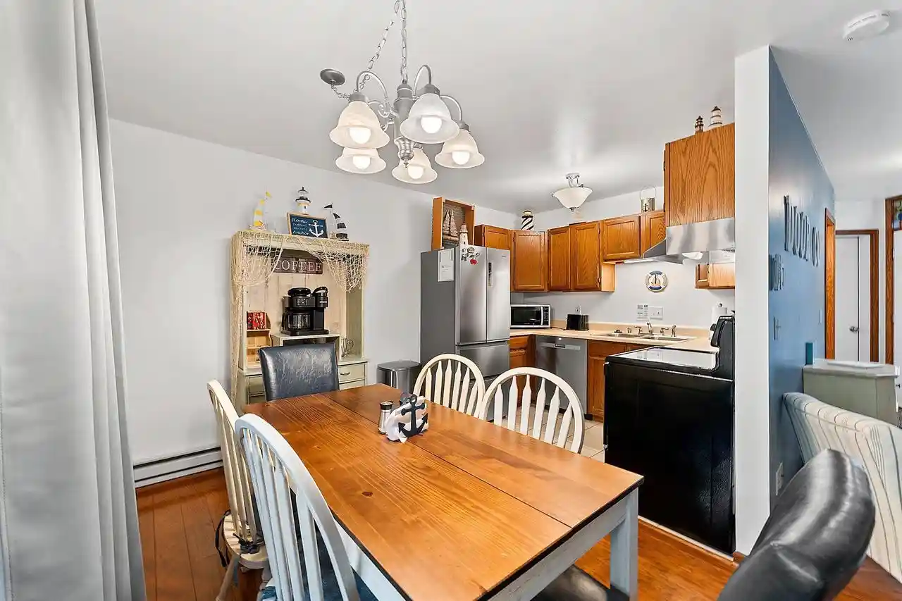 Listing Photo 4 - Condo for sale in building located at 7615 Stone Ridge Ln, Baileys Harbor, WI 54202 - Unit #19B