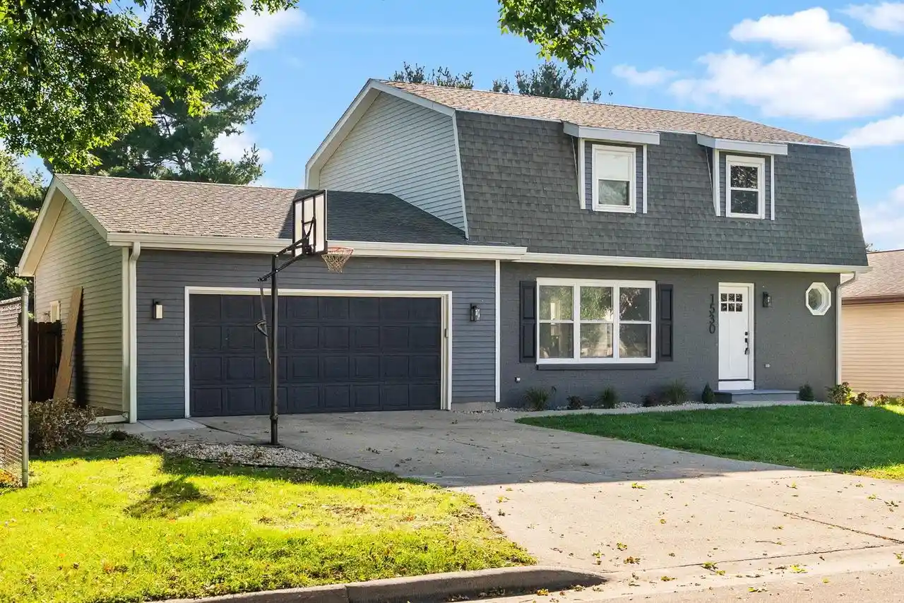 Photo 1 of Single family home for sale at 1530 Meadowlark Dr, Janesville, WI 53546 | MLS# 2033656 | Listing updated on 2026-10-06