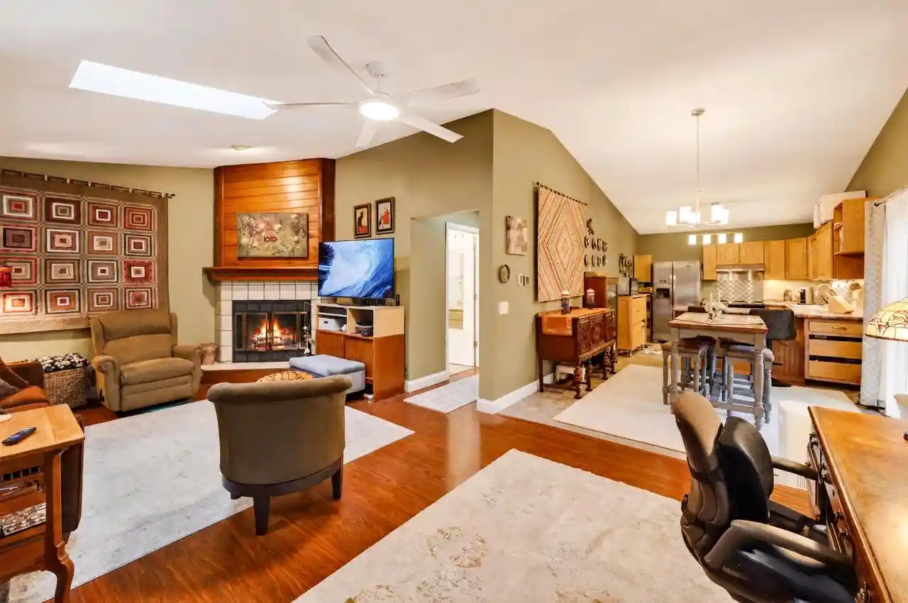 Photo 3 of Single family home for sale at 1727 Delaware Dr, Sun Prairie, WI 53590 | MLS# 2033658 | Listing updated on 2026-10-06