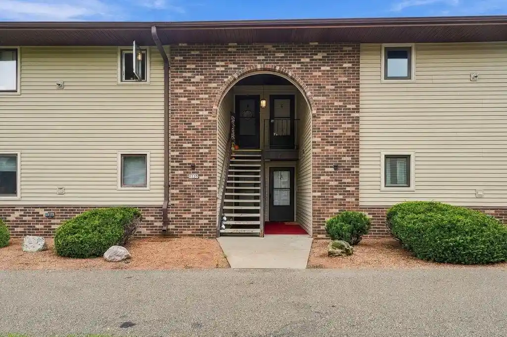 Photo 1 of Condo for sale at 1735 Maricopa Dr #A, Oshkosh, WI 54904 | MLS# 50333456 | Listing updated on 2026-10-04
