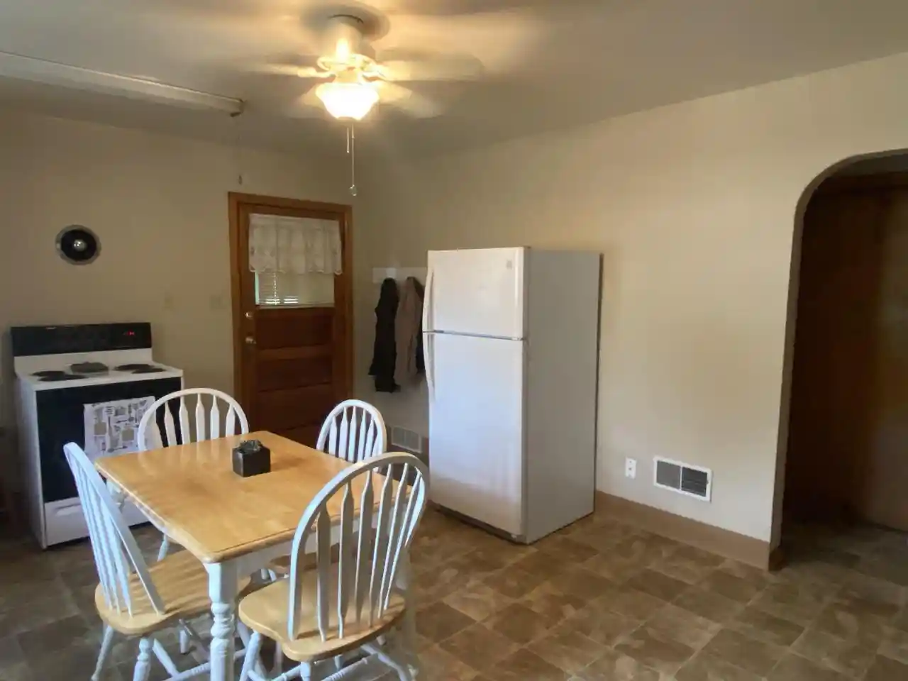 Photo 3 of Single family home for sale at 101 W Cedar St, Gillett, WI 54124 | MLS# 50333453 | Listing updated on 2026-09-30