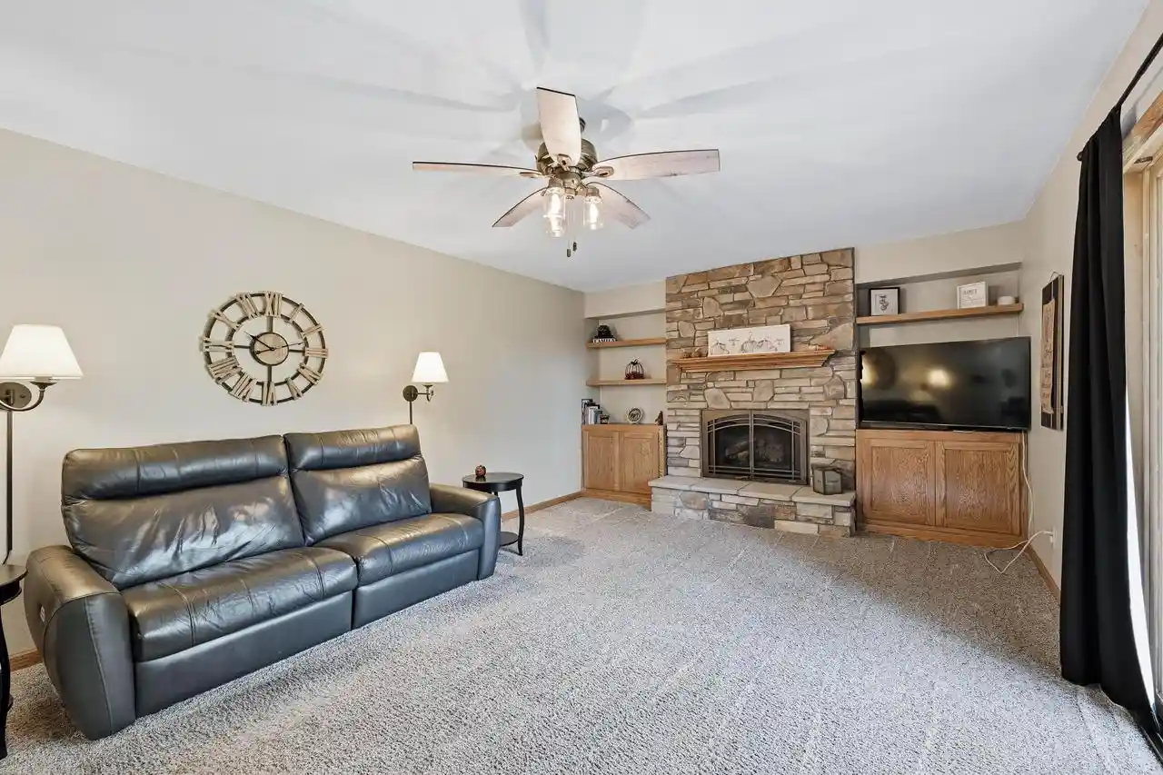 Photo 4 of Single family home for sale at S70w22370 Sonoma Way, Big Bend, WI 53103 | MLS# 1982594 | Listing updated on 2026-10-08