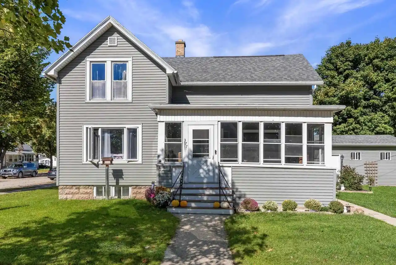 Photo 1 of Single family home for sale at 377 Thomas St, Fond Du Lac, WI 54935 | MLS# 50333469 | Listing updated on 2026-10-03