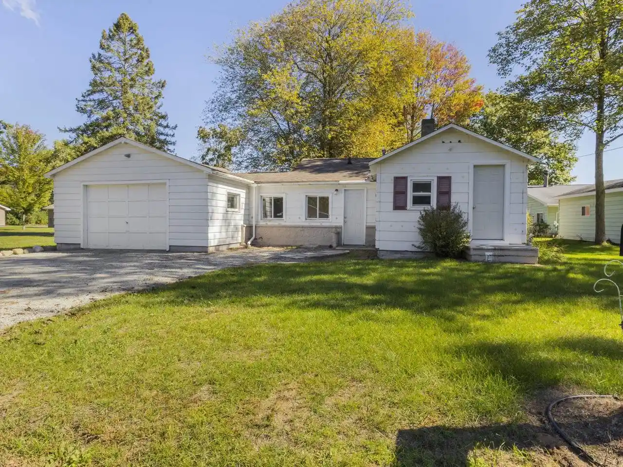 Photo 1 of Single family home for sale at 520 E Park Dr, Peshtigo, WI 54157 | MLS# 50333461 | Listing updated on 2026-09-30