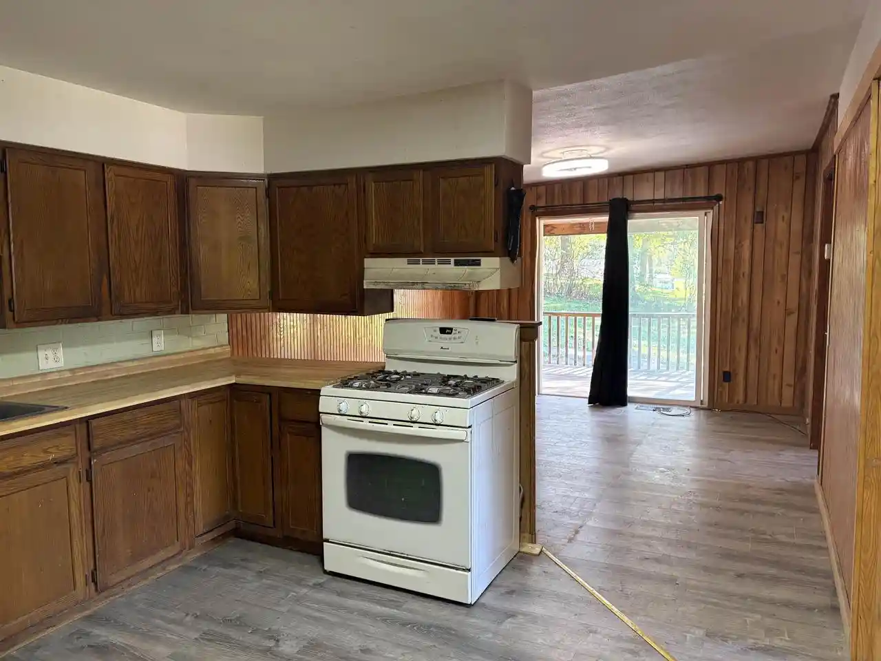 Photo 3 of Sale Pending at 832 W Happy Holw Rd, Janesville, WI 53546 | MLS# 2033662 | Listing updated on 2026-10-02