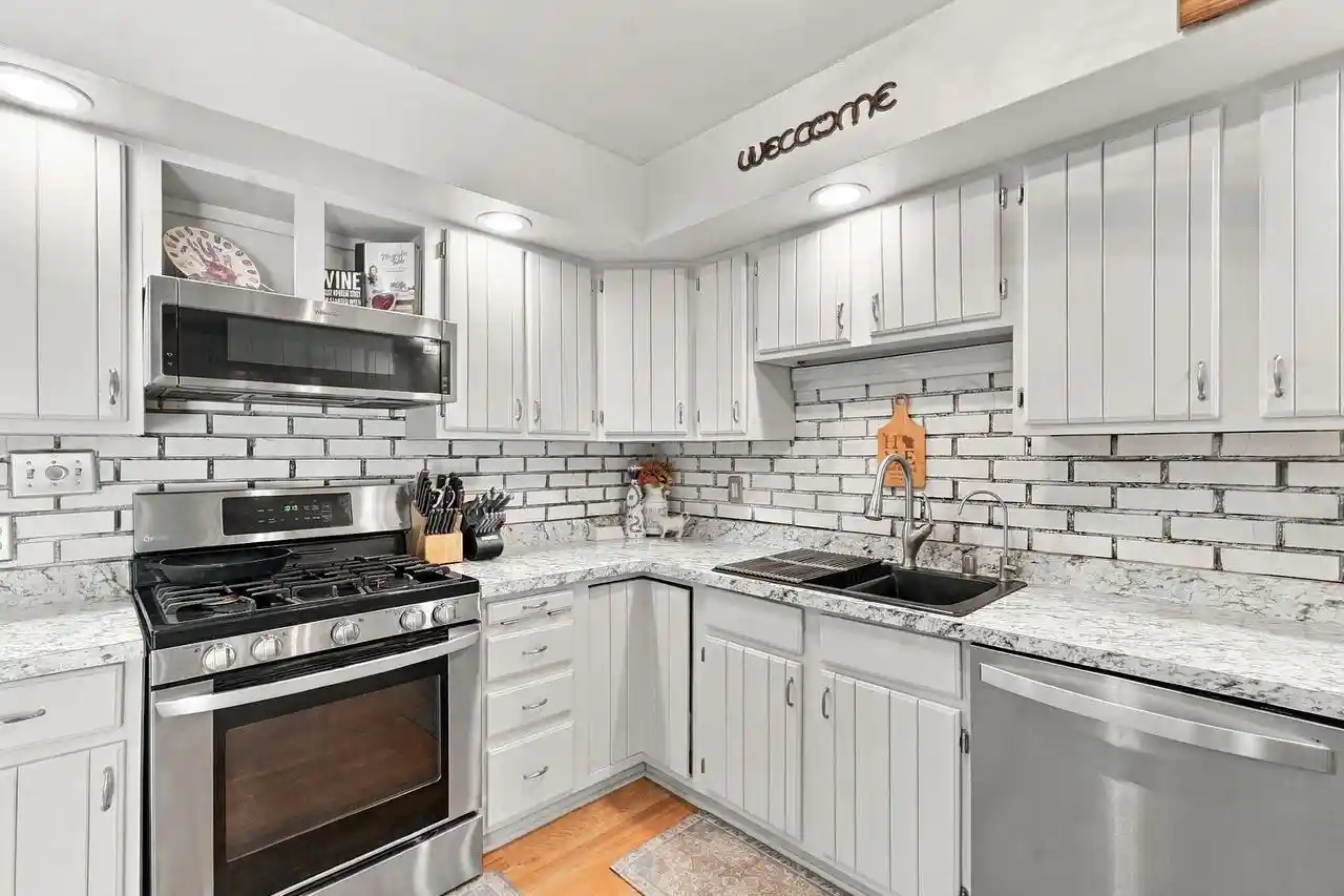 Photo 1 of Single family home for sale at N65w28506 Fairlane Dr, Hartland, WI 53029 | MLS# 1982606 | Listing updated on 2026-10-06