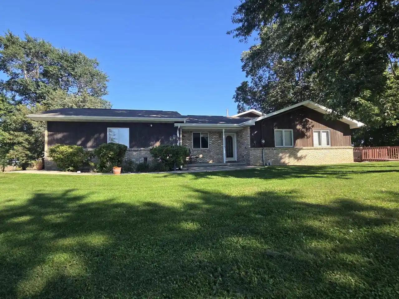 Single family home for sale at 5546 Langer Rd, Marshall, WI 53559 | MLS# 1982616