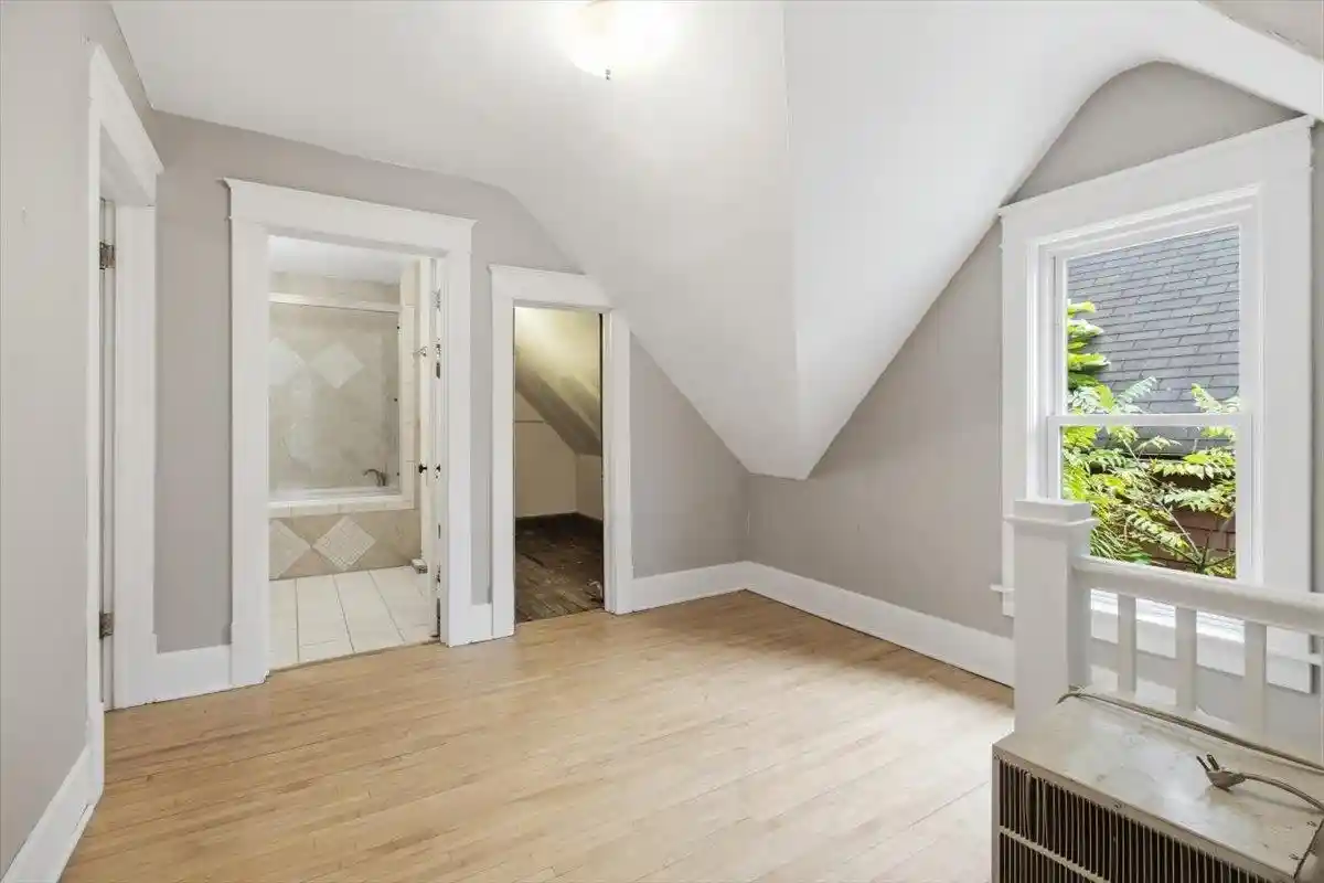 Photo 2 of Single family home for sale at 1000 Glendale Ave, Tomah, WI 54660 | MLS# 2033679 | Listing updated on 2026-10-12
