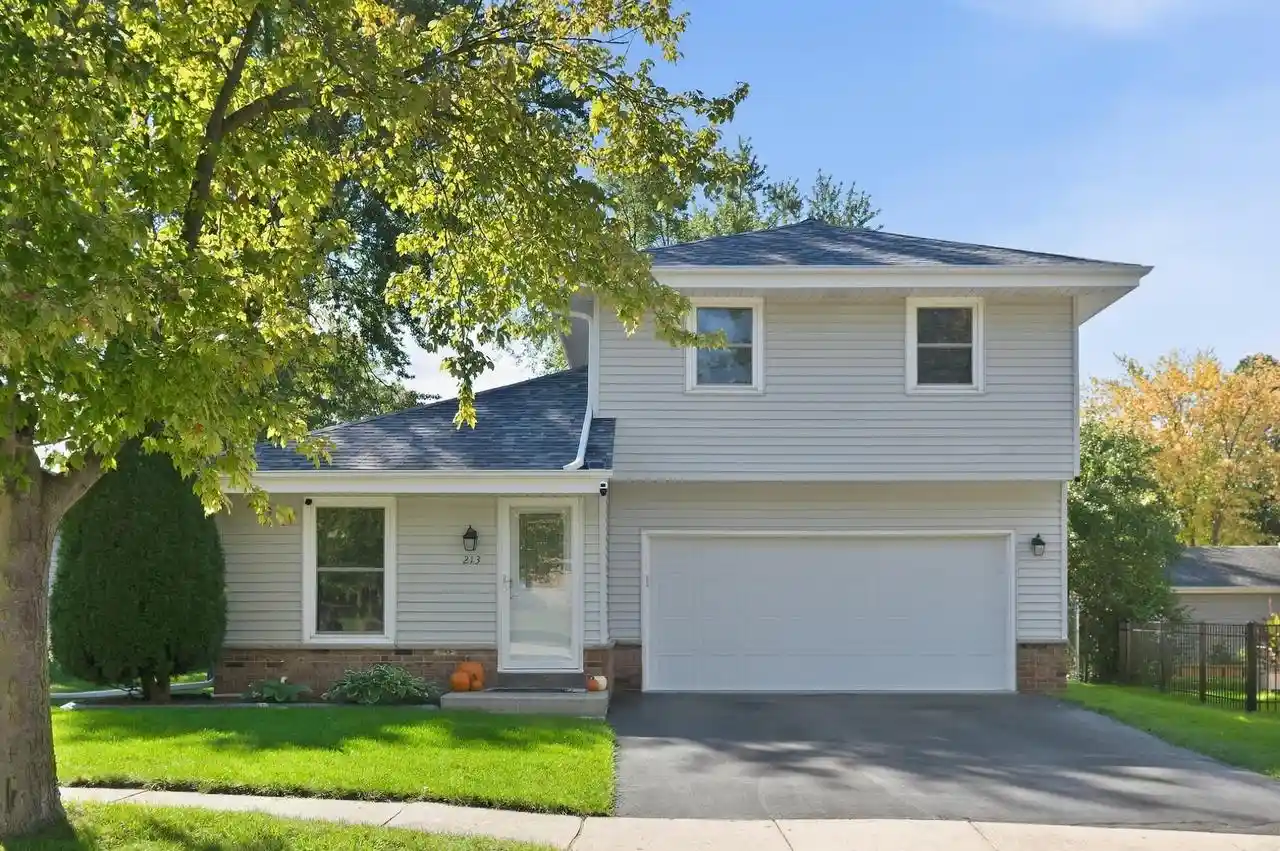 Photo 1 of Single family home for sale at 213 Richard St, Waukesha, WI 53189 | MLS# 1982623 | Listing updated on 2026-10-04