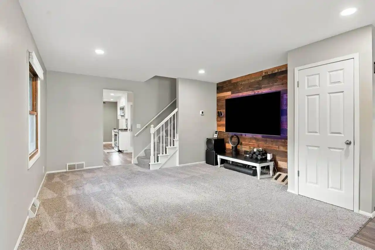 Photo 2 of Single family home for sale at 213 Richard St, Waukesha, WI 53189 | MLS# 1982623 | Listing updated on 2026-10-04