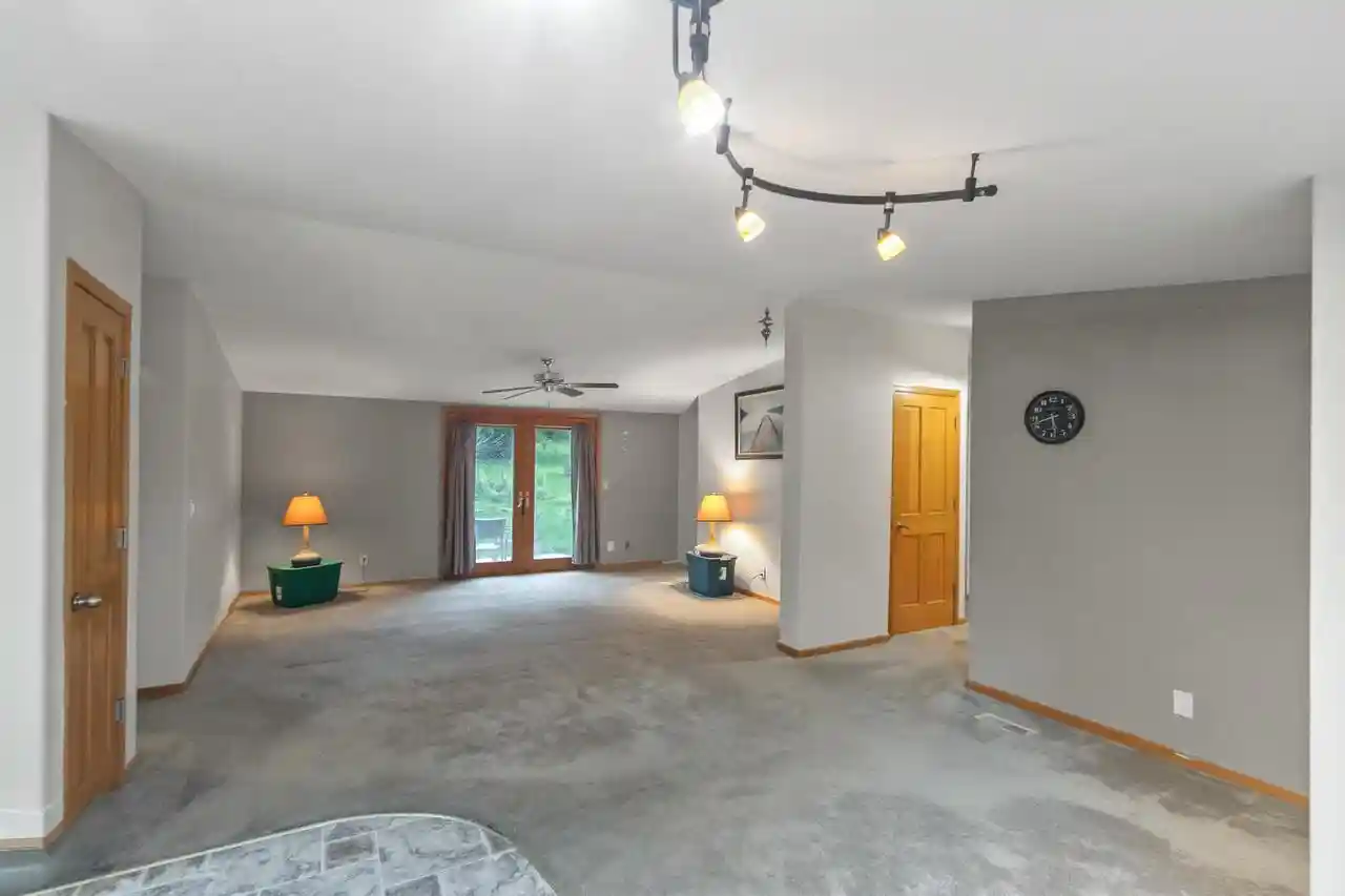 Photo 4 of Single family home for sale at 5688 S Bird St, Sun Prairie, WI 53590 | MLS# 2033683 | Listing updated on 2026-10-07