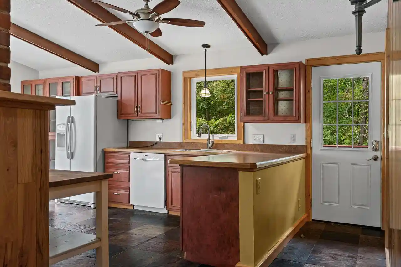Photo 3 of Sale Pending at W5380 County Rd B, La Crosse, WI 54601 | MLS# 1982628 | Listing updated on 2026-10-02