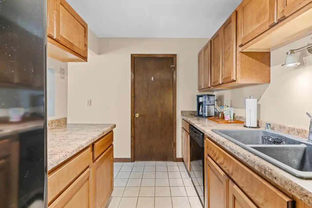 Photo 4 of Condo for sale at N115w16895 El Camino Dr, Germantown, WI 53022 | MLS# 1982637 | Listing updated on 2026-10-07