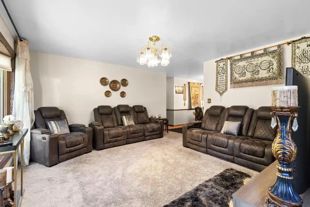 Photo 3 of Single family home for sale at 5830 Lakeview Dr, Greendale, WI 53129 | MLS# 1982641 | Listing updated on 2026-10-02