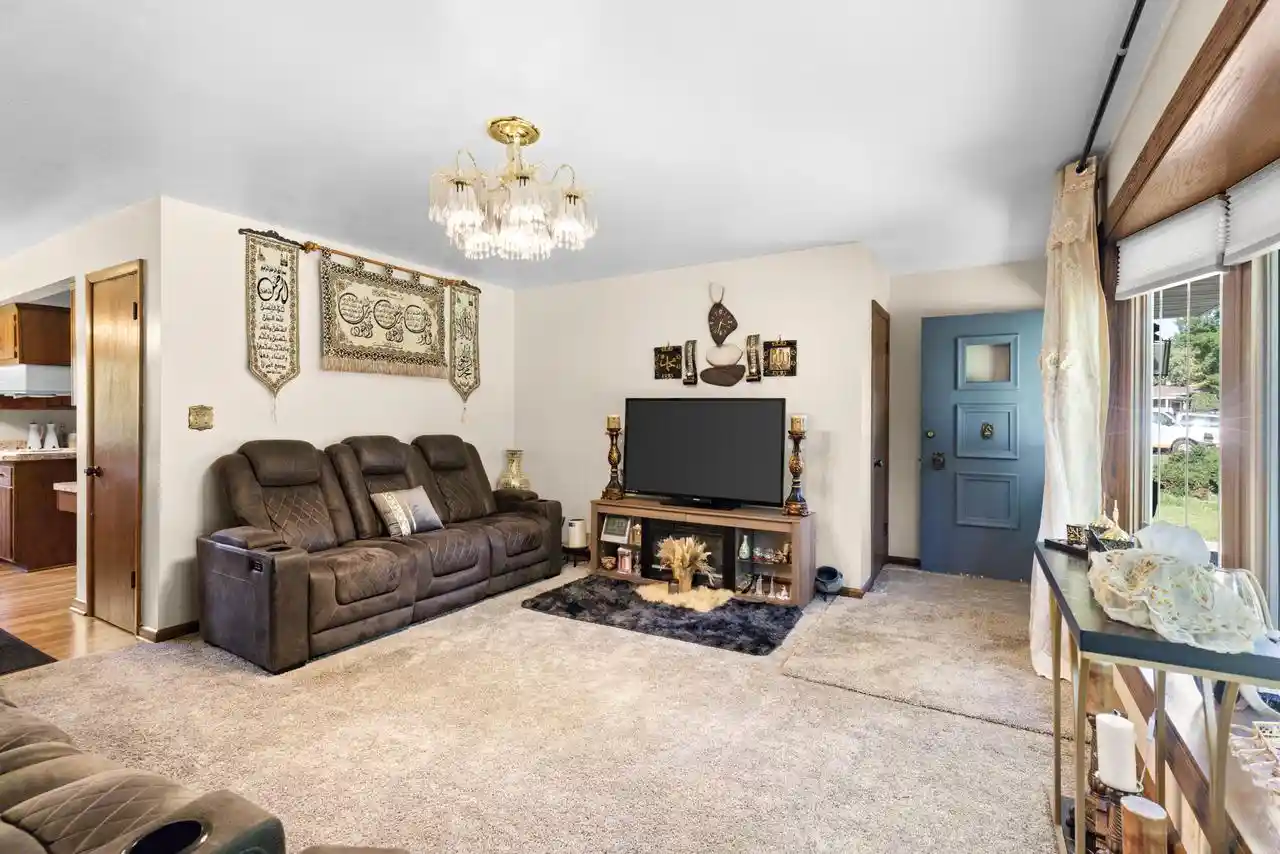 Photo 3 of Single family home for sale at 5830 Lakeview Dr, Greendale, WI 53129 | MLS# 1982641 | Listing updated on 2026-10-02