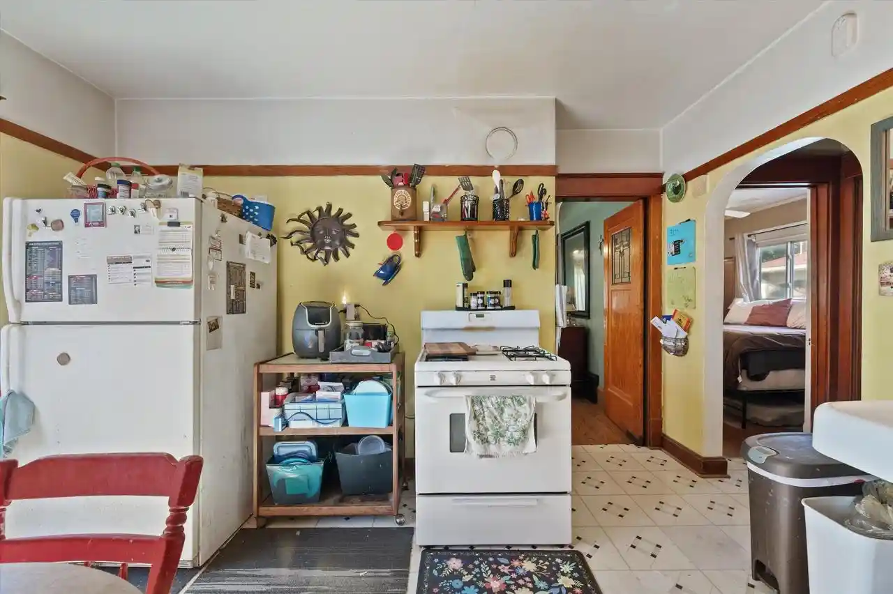 Listing Photo 5 - Condo for sale in building located at 2862 N 57th St, Milwaukee, WI 53210