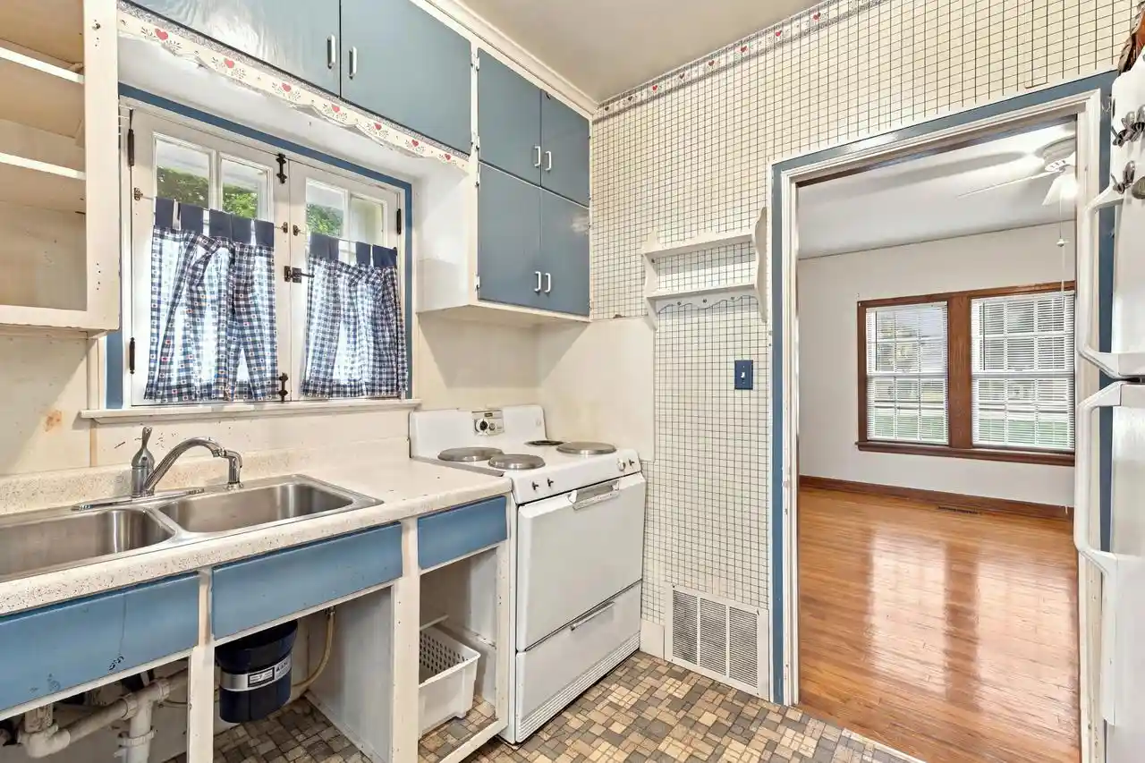 Photo 3 of Single family home for sale at 3364 S Chase Ave, Milwaukee, WI 53207 | MLS# 1982649 | Listing updated on 2026-10-02