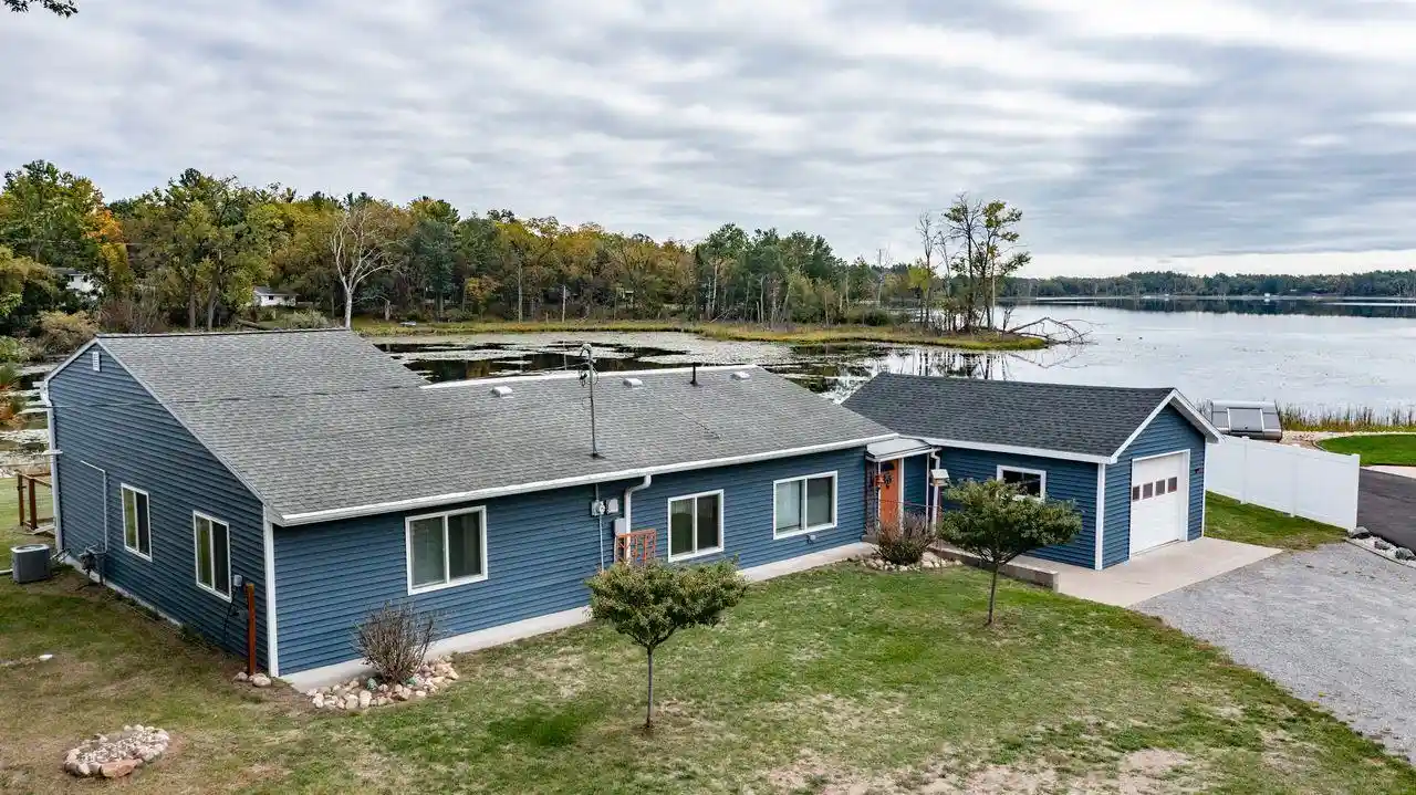 Photo 1 of Single family home for sale at 430 E S Lake St, Hancock, WI 54943 | MLS# 50333212 | Listing updated on 2026-10-04