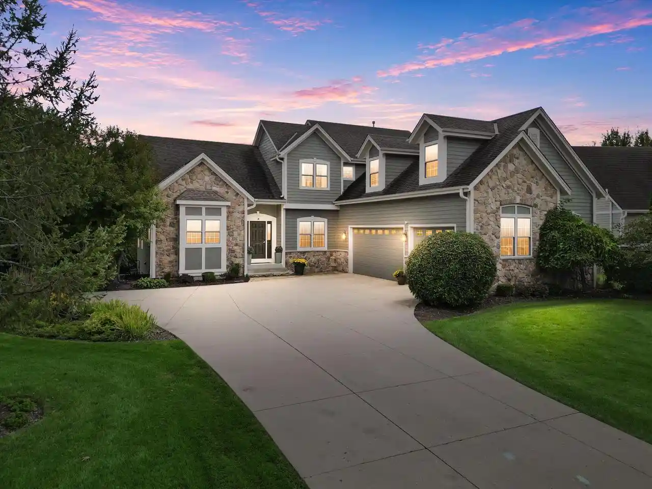 Single family home for sale at W243n2710 Creekside Ct, Pewaukee, WI 53072 | MLS# 1982661