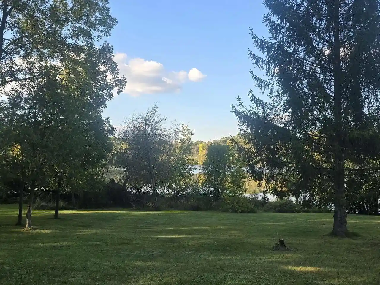 Photo 3 of Sale Pending at 320 River St, Waupaca, WI 54981 | MLS# 50333389 | Listing updated on 2026-10-05