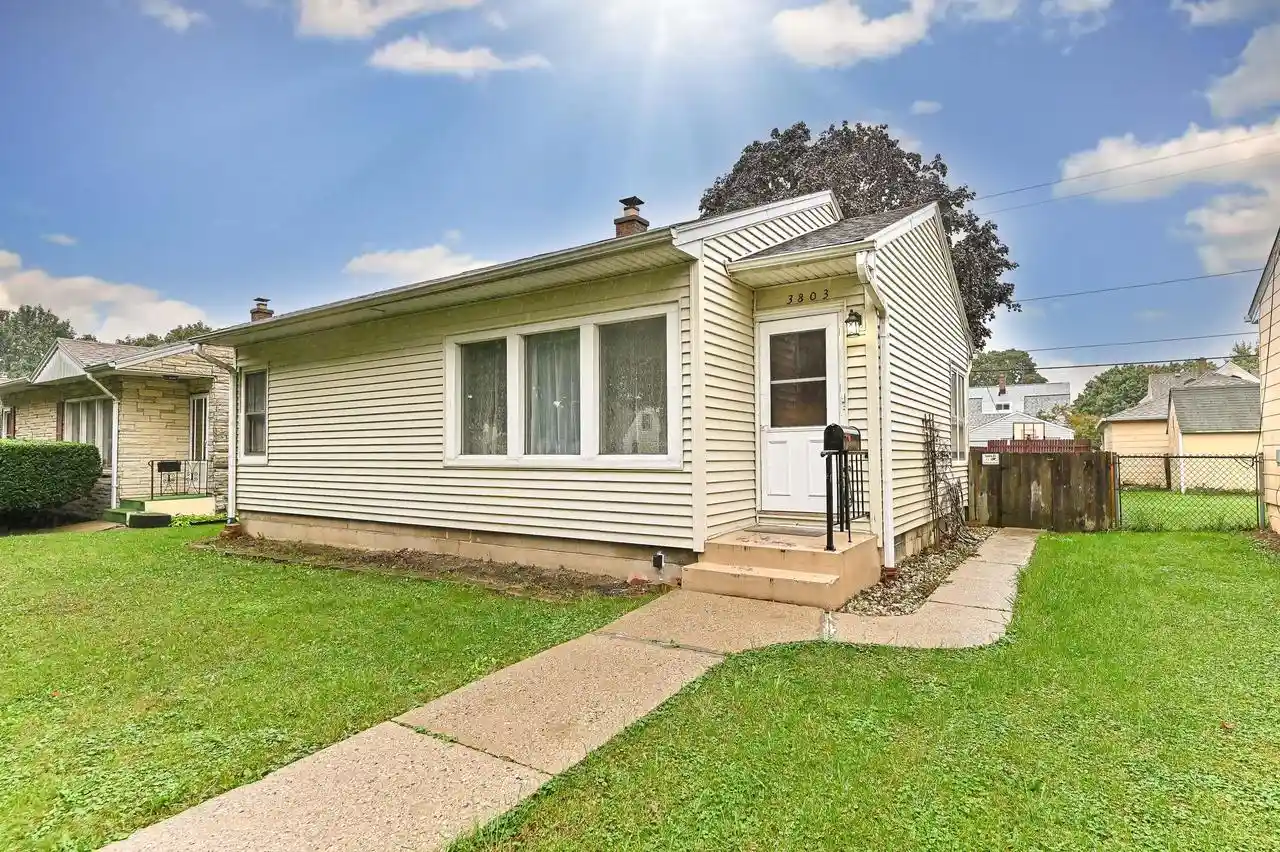 Photo 4 of Single family home for sale at 3803 S 20th Street, Milwaukee, WI 53221 | MLS# 1982662 | Listing updated on 2026-10-03