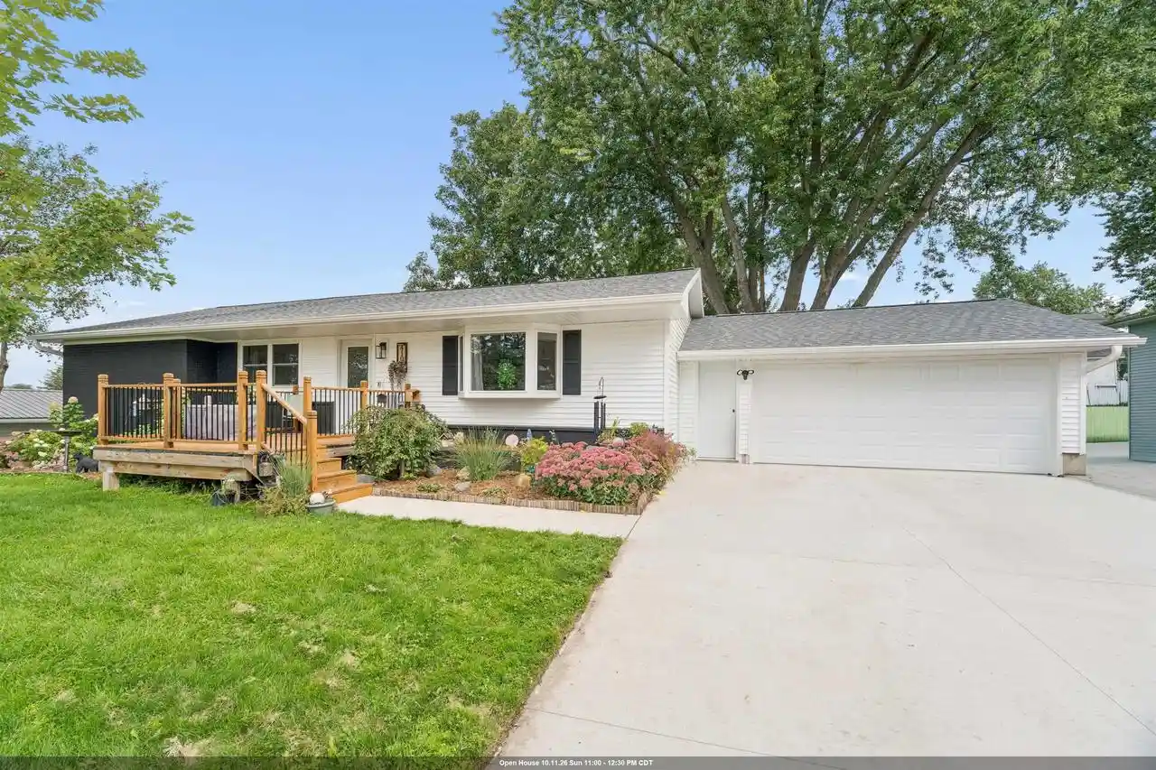 Single family home for sale at 410 S Main St, Markesan, WI 53946 | MLS# 50333481
