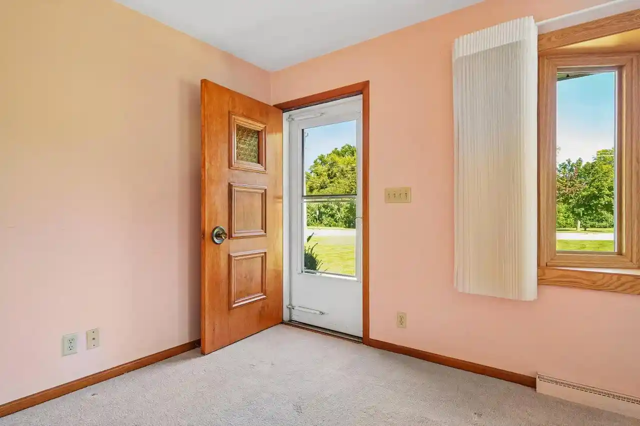 Photo 1 of Single family home for sale at 10321 W Church St, Franklin, WI 53132 | MLS# 1982666 | Listing updated on 2026-10-07