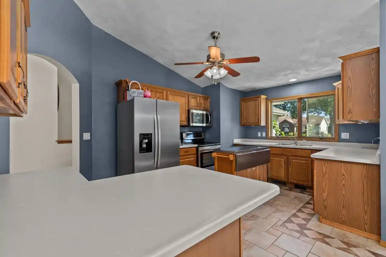 Photo 2 of Single family home for sale at 1218 Chelsea Ct, Menasha, WI 54952 | MLS# 50333472 | Listing updated on 2026-10-06