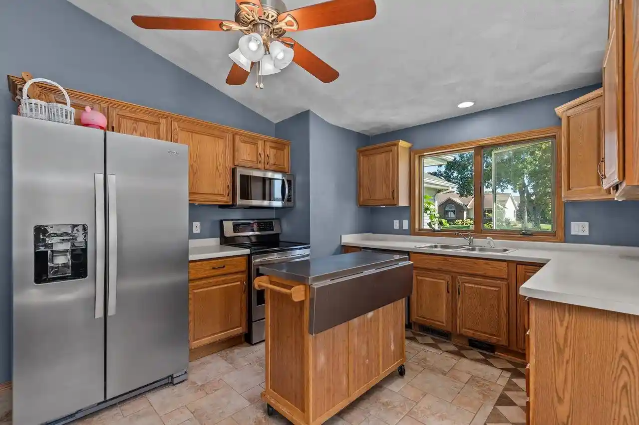 Photo 3 of Single family home for sale at 1218 Chelsea Ct, Menasha, WI 54952 | MLS# 50333472 | Listing updated on 2026-10-06