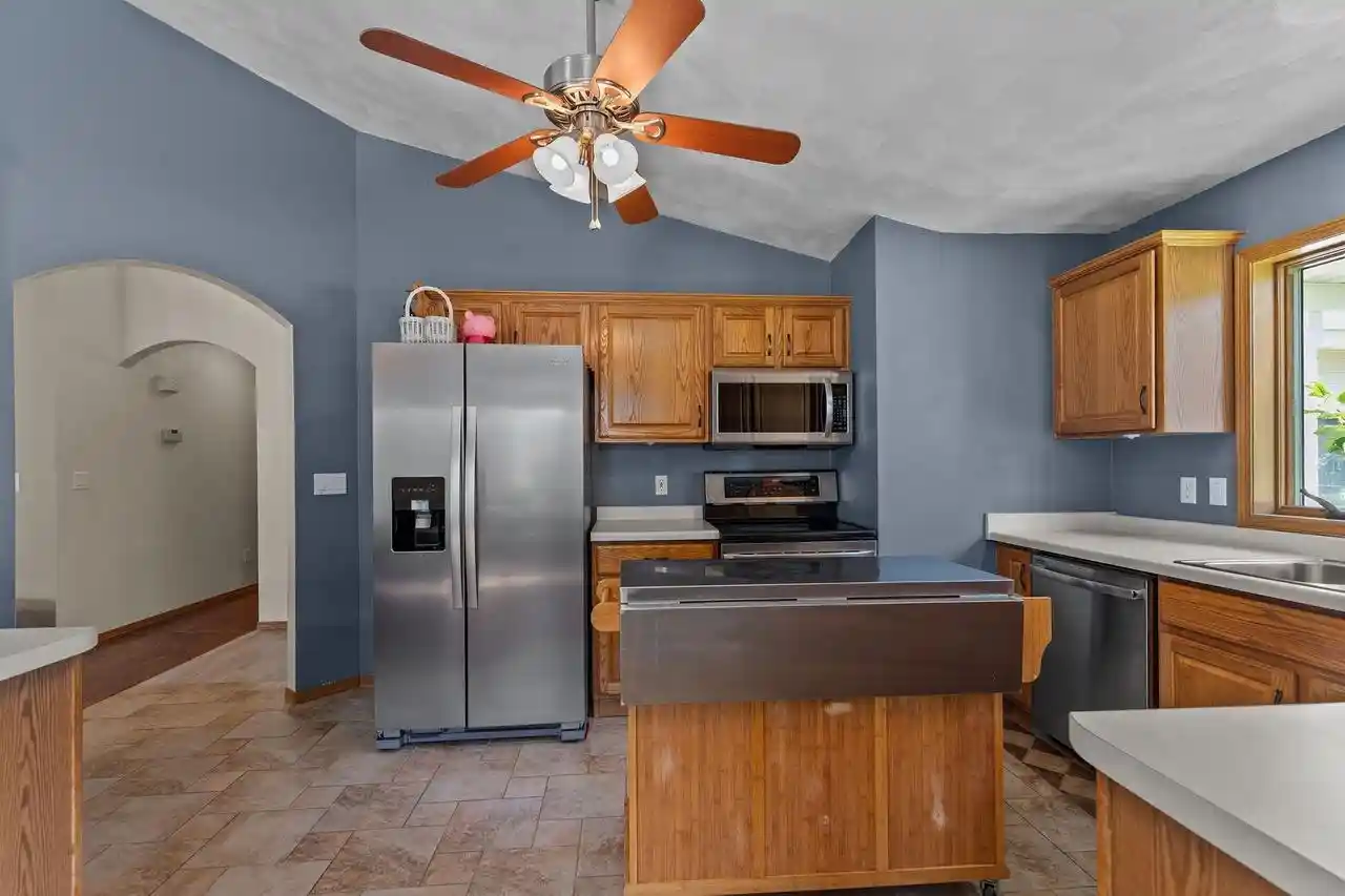 Photo 3 of Single family home for sale at 1218 Chelsea Ct, Menasha, WI 54952 | MLS# 50333472 | Listing updated on 2026-10-06