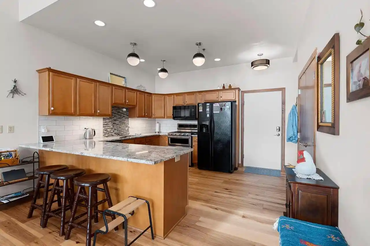 Listing Photo 4 - Condo for sale in building located at 555 Main Ave, De Pere, WI 54115 - Unit #208