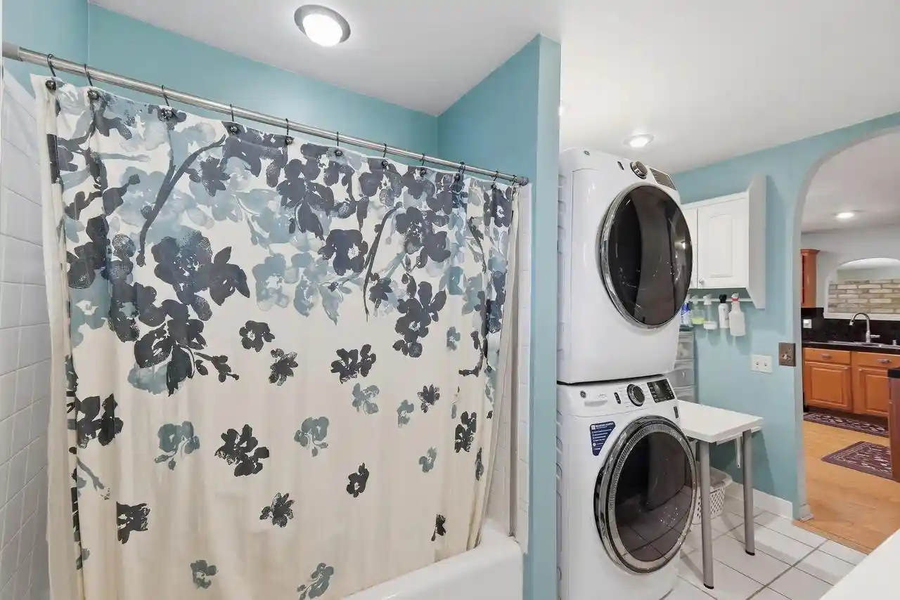 Photo 4 of Single family home for sale at 5133 Door Dr, Madison, WI 53705 | MLS# 2033711 | Listing updated on 2026-10-09