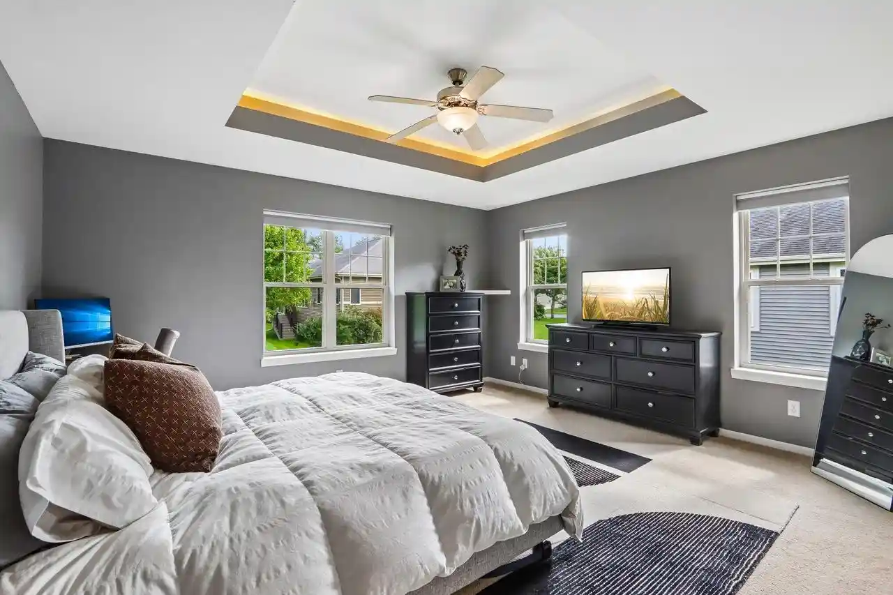 Photo 3 of Single family home for sale at 2676 Oak Knoll Dr, Fitchburg, WI 53711 | MLS# 2033712 | Listing updated on 2026-10-08