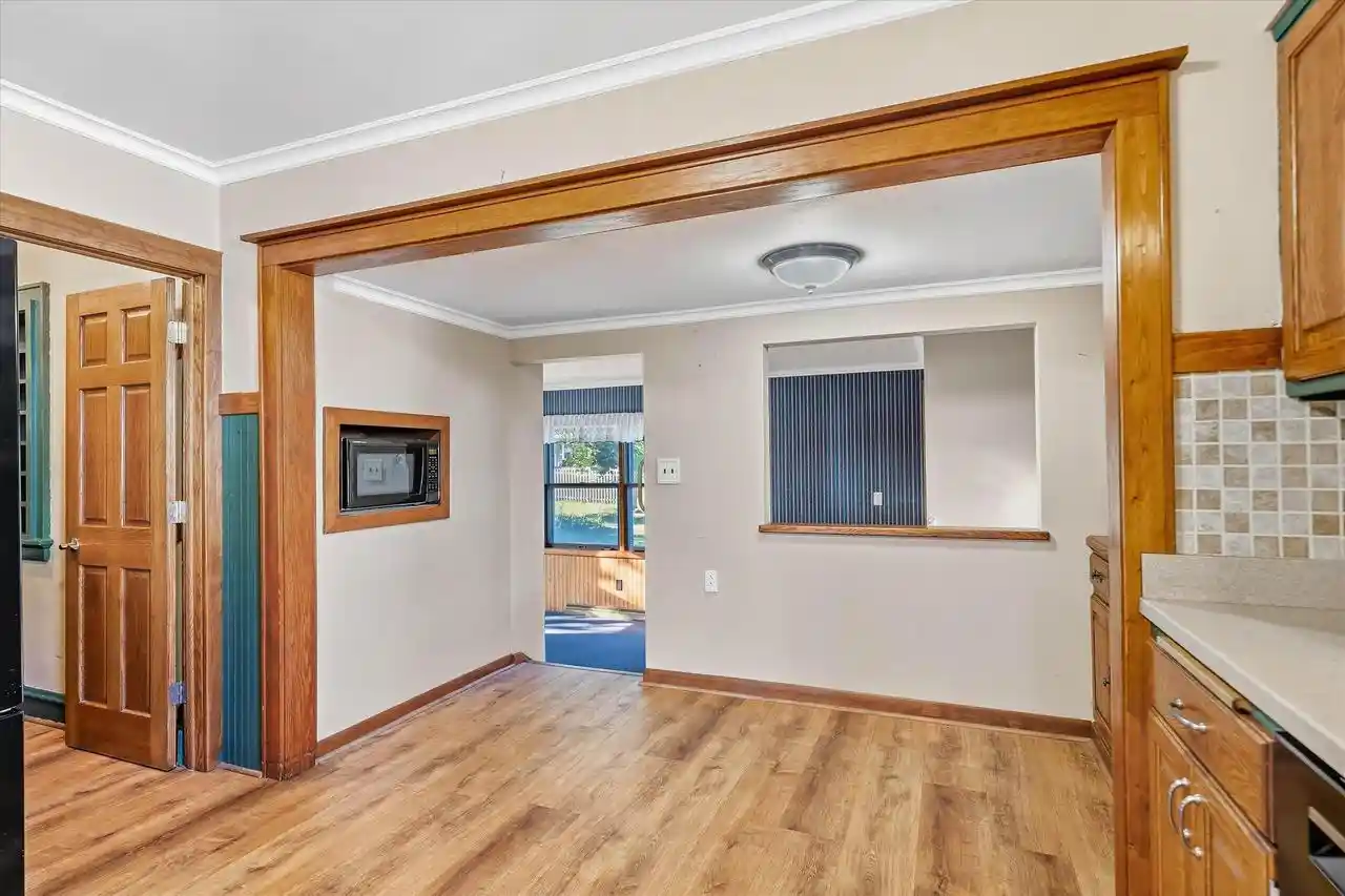 Photo 4 of Single family home for sale at N70w5886 Bridge Rd, Cedarburg, WI 53012 | MLS# 1982681 | Listing updated on 2026-10-01
