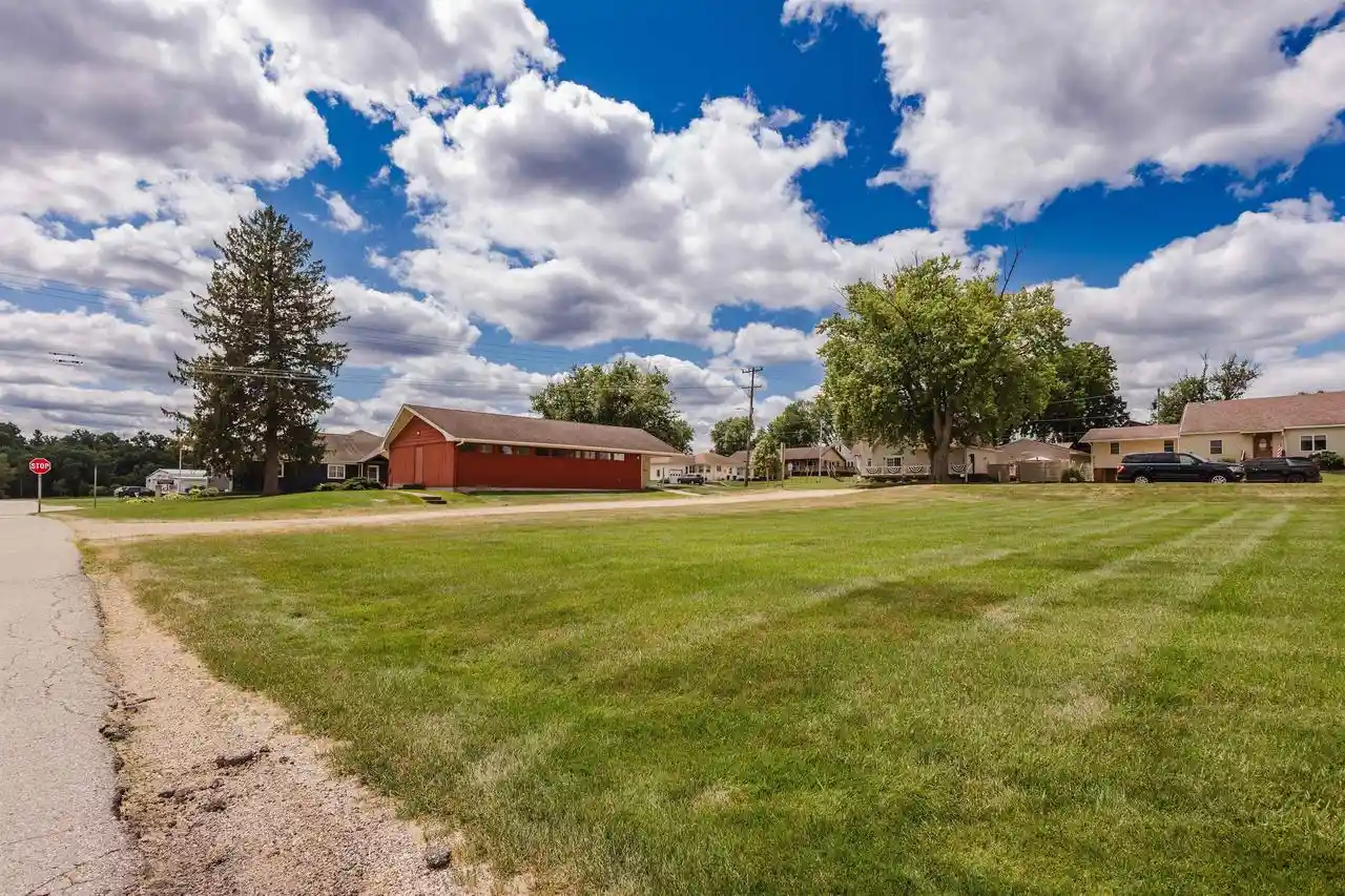 Photo 1 of Single family home for sale at 506 Main St, Hollandale, WI 53544 | MLS# 2033713 | Listing updated on 2026-10-06