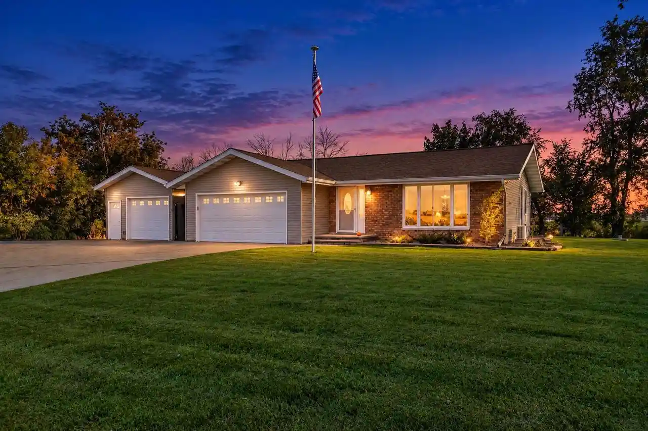 Photo 1 of Single family home for sale at W1073 County Rd Jj, Kaukauna, WI 54130 | MLS# 50333505 | Listing updated on 2026-10-06