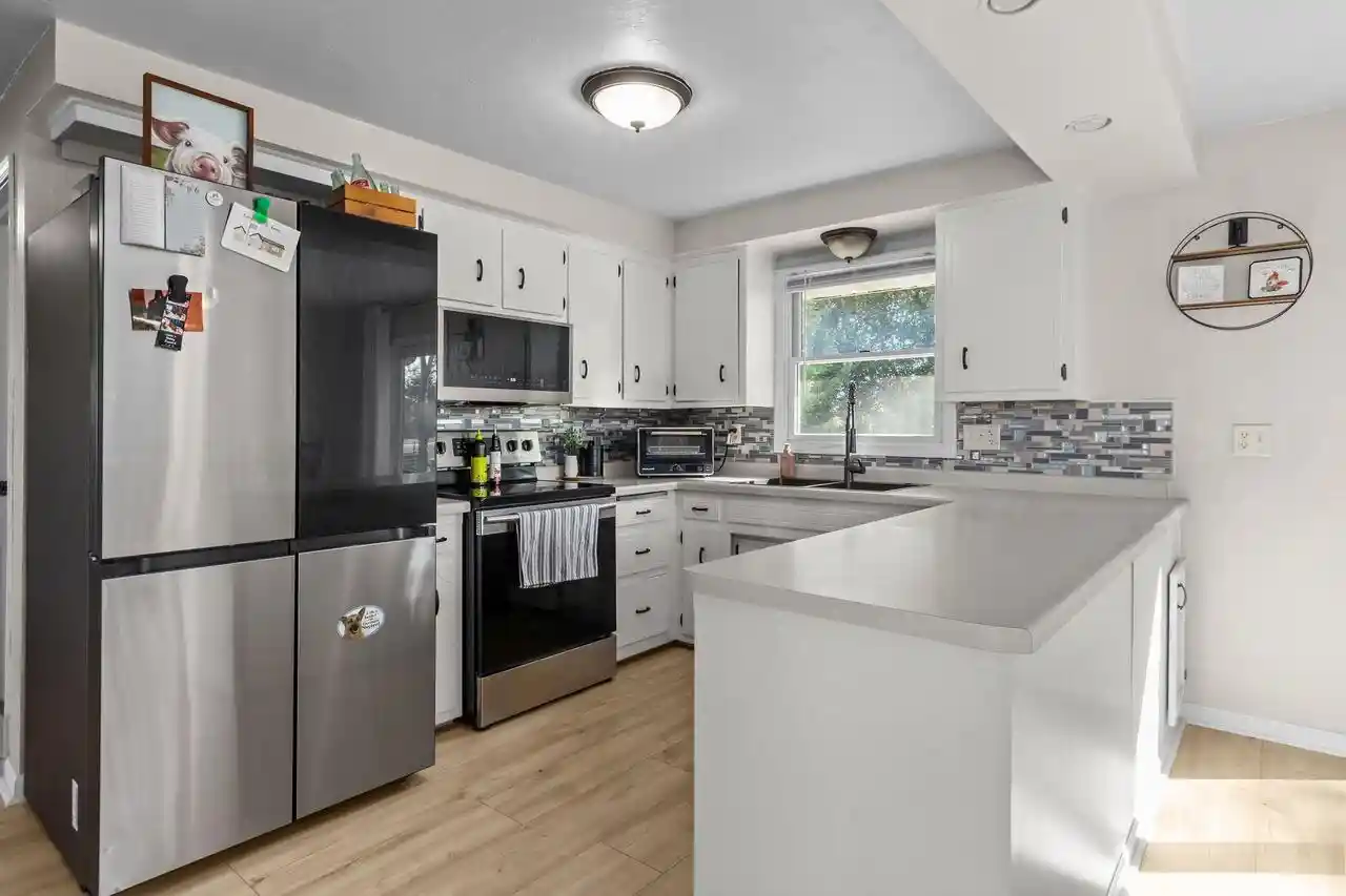 Photo 4 of Single family home for sale at W1073 County Rd Jj, Kaukauna, WI 54130 | MLS# 50333505 | Listing updated on 2026-10-06