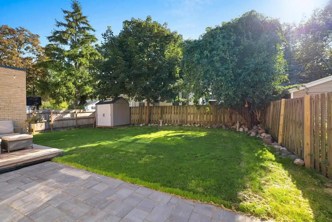Photo 4 of Single family home for sale at 526 N Broadway St, De Pere, WI 54115 | MLS# 50333514 | Listing updated on 2026-10-07