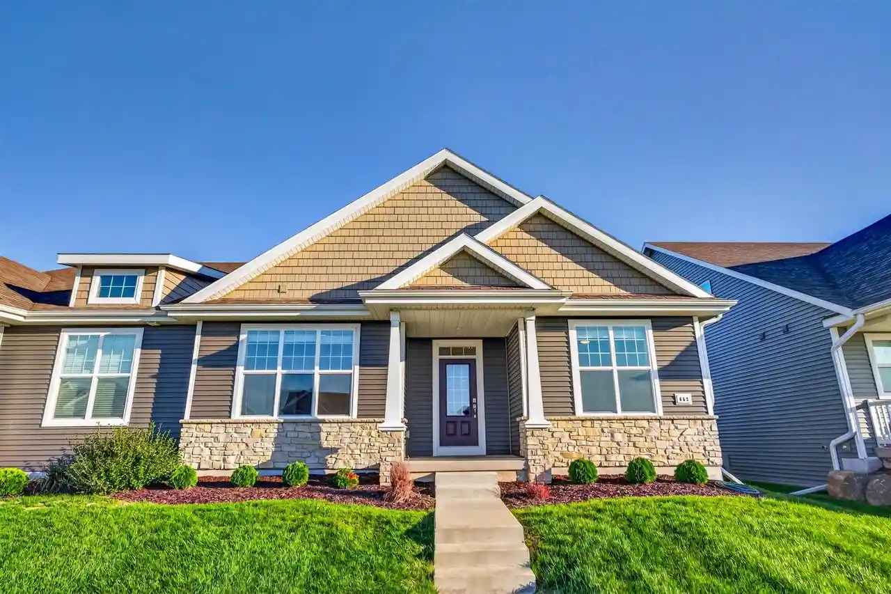 Photo 1 of Single family home for sale at 662 Hillcrest Dr, Waunakee, WI 53597 | MLS# 2033719 | Listing updated on 2026-10-07