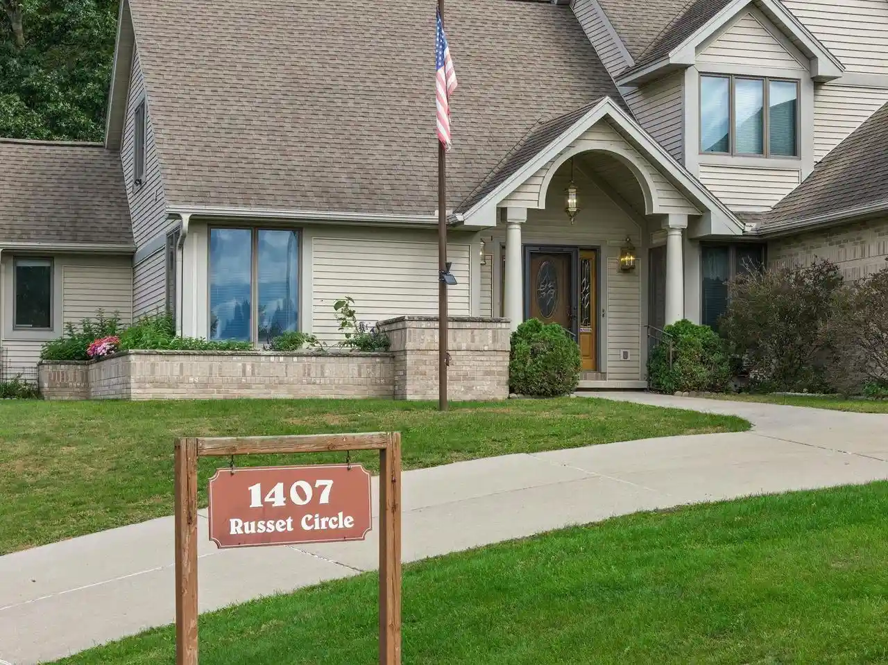Photo 1 of Single family home for sale at 1407 Russet Cir, Reedsburg, WI 53959 | MLS# 2033722 | Listing updated on 2026-10-05