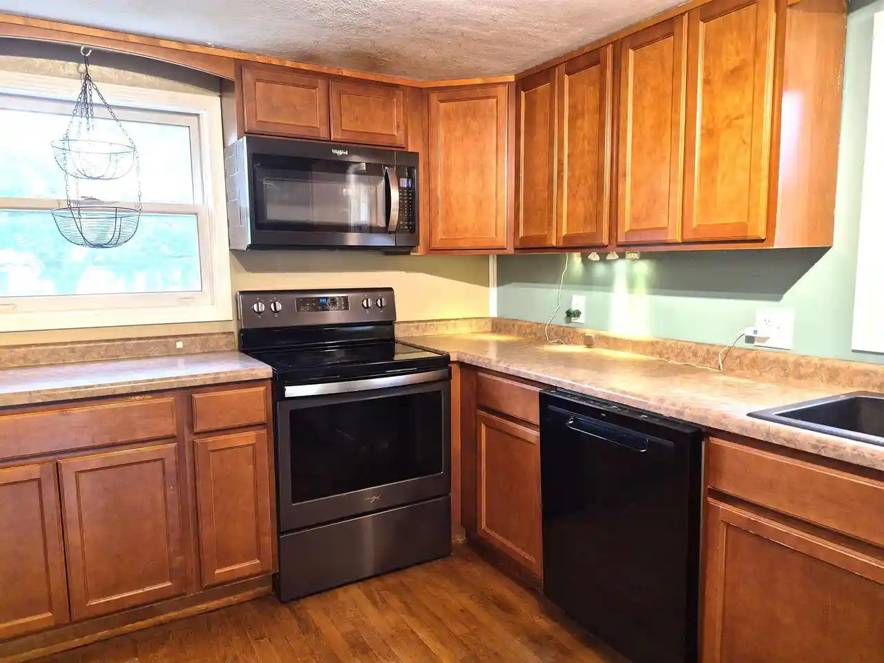 Photo 3 of Single family home for sale at 1008 S Clark Ave, Marshfield, WI 54449 | MLS# 22604843 | Listing updated on 2026-10-06